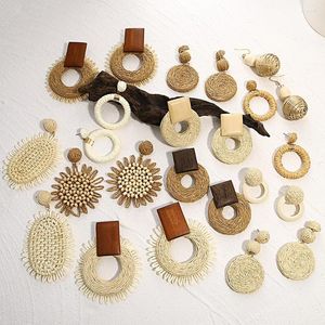 Dangle Ohrringe Aensoa Boho Geometrische Rattan Raffia Holzabfall für Frauen handgefertigt Beige Kreis Blume Holzohrring Sommerzubehör