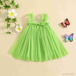 Flickans klänningar baby flickor tyllklänning söt mode grön ärmlös prinsessa klänning med fjärilsdekor fest sommarklänning R230815
