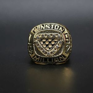 1997 Winston Cup Racing Championship Ring Fans Souvenir