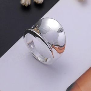 Charms clássicos 925 anéis largos de prata esterlina para homens Mulheres tamanhos 6 7 8 9 10 Partidos de moda Jóias finas Presentes de Natal