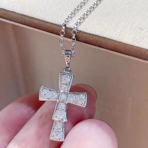 designer Necklace Women Classic Designers Luxury designer jewelry Pendant Necklaces for lady shining bling diamond crystal cross chain choker necklace jewelry