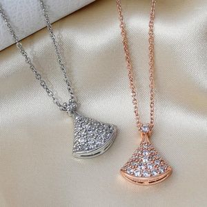 Hänge halsband fan mode koreansk kjol kristall halsband kvinnor titan stål kedja charm 2023 smycken grossist