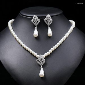 Halsband örhängen Set Women Freshwater Bead Pendant and Elegant Gift Crystal Pearl Wedding Bridal