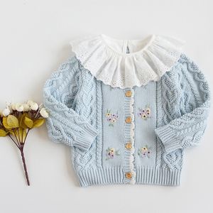 プルオーバーの女の赤ちゃんカーディガンセーターの花の刺繍秋コットントップ服幼児編みコート冬の服230814