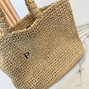 Designer Luxury Fashion Women's Beach Bags Handbags Leisure Time Personality Essential Women Woven Totes