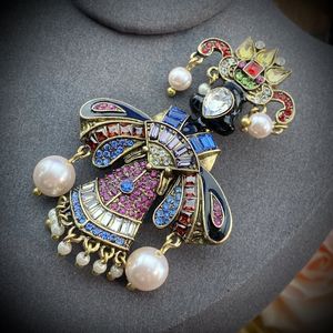 Pins Broschen handgefertigte Emaille Craft Tschechische Diamant voll ausgestattet mit diamantgestenter Vintage Quastenbrosche 230815