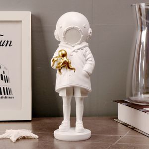 Decorative Objects Figurines Nodic DeepSea Diver Statues Banksy Sculptures and Figurines Home Decoration Luxury Living Room Decor Desk Accessories 230815