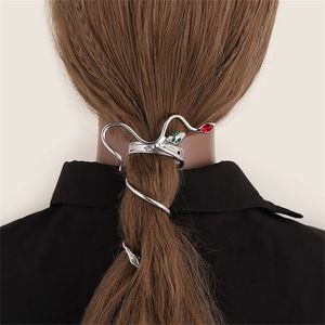 Bröllopshårsmycken 1 PC Alloy Silver Color Hairpins For Women Personlighet Winding Snake Chains Rings Flätor Svansklipp 230815