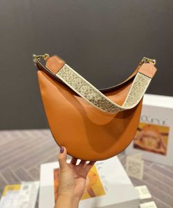 Moda de luxo de alta qualidade Bolsa feminina Bola de designer Loweek