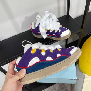 حذاء Calfskin Curb Sneakers مصمم فاخر للنساء أحذية Nappa Lanvinly غير الرسمية من الجلد