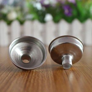 Stainless Steel Liquor Alcohol Party Drink Hip Hip Flask Funnel Mini Metal Perfume Essential Oil Fill Transfer Funnel Spsfl