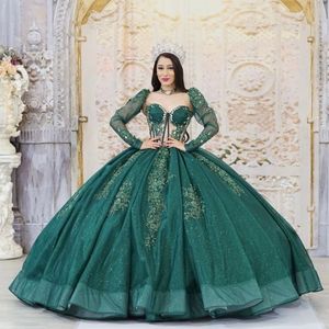 Emerald Green Shiny Quinceanera Dress von der Schulterparty Prom Kleider Ballkleid Applique Perlen Mädchen süße 16 Partykleid Vestidos