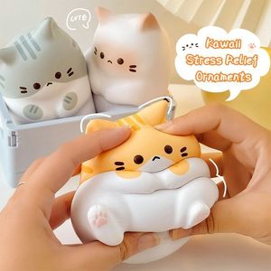 Dekompression Spielzeug Kawaii Katze Stressbekämpfung Squishy Spielzeug PU langsam aufsteigender Squeeze Antistress Ball Cartoon Tisch Ornamente Geburtstagsgeschenk für Mädchen 230816