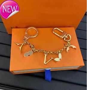 Keychains Lanyards Fashion Keychain Letter Designer Metal Womens Bag Charm Pendant Auto Parts 889ess