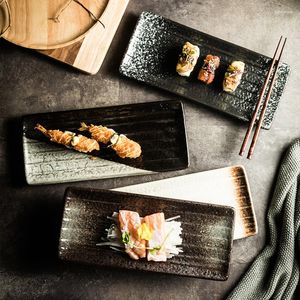 Teller japanischer Sushi Sashimi Teller Home Dinner Film Retro Shooting Table Ceramic kreative rechteckige 12 -Zoll -Kuchen Tablett