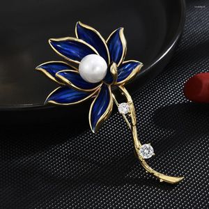 Broschen Chinesische Stil Lotus Brosche Kupfer Micro eingelegtes Kubikzirkonia -Mantelanzug Zubehör Geschenk Großhandel