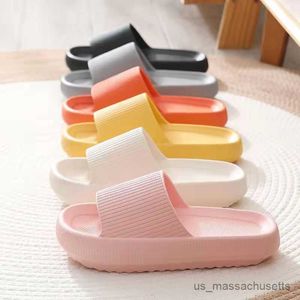 Slipper Thick Platform Bathroom Home Slippers Women Cloud Slippers Fashion Soft Sole Indoor Sandals Non-Slip Flip Flop Men Slippers R230816