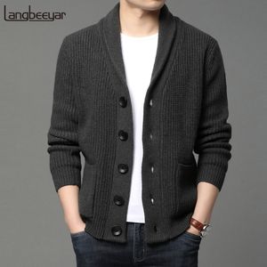 Herrenpullover 2023 High -End -Wolldesigner Dicke Autum Winter Marke Fashion Cable Strick Pullover Jacke Männer lässige Mäntel Koreanische Herren Kleidung 230815