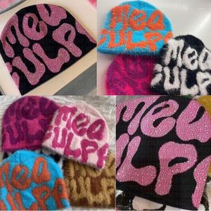 Beralar Y2K Beanie Küresel Kürk Kaşmir Kapak Hoods Beanies Erkek Kadın Şapka Kpop Ins Net Kırmızı Tasarım Kapakları Şapkalar Kış