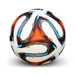 Balls Match Soccer Ball Child Child Dimes Times 5 Football Professional allenamento di alta qualità Pu Seamless Team 230815