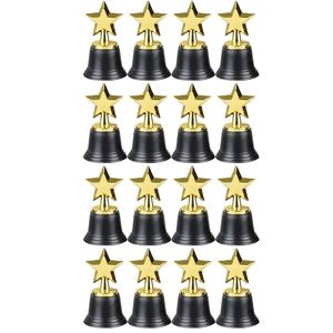 Objetos decorativos 16pcs Kids Plastic Gold Star Trophies Golden Colored Award Trophy for Football Soccer Baseball Carnival Prize Party Gift 230815