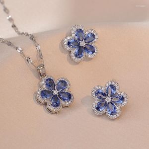 Pendanthalsband Navy Blue Flower Necklace Earring Set With Stone Design Shiny Daisy Ear Studs Neck Collar Luxury Summer Jewelry