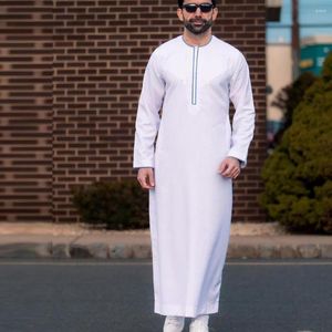 民族衣類イスラム教徒のファッションイスラムの男性Jubba Thobesアラビア語モロッコカフタンアバヤホワイトロングローブイードラマダン祈りのドレスブラウス