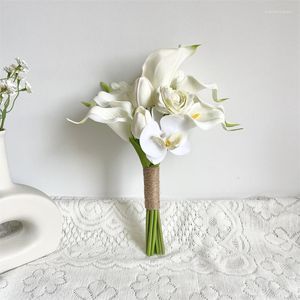 Flores de casamento 2023 Acessórios Tulipas brancas pura com Callas Small Bridesmaid Bouquet para dias Ramo de Boda Novia
