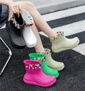 Rain Boots Women Fashion Thick Sole High Rain Boots Girls Outdoor Söta vattentäta regnskor 230815