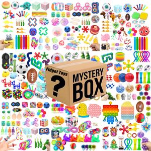 Blind Box 10200pcs Random Fidget Toys Gifts Mystery Pack Pack Surpree Saco Set Set Setress Relief Toys for Kids Party Christmas 230816