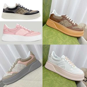 Designerskie Platforma Platforma Sneaker Casual Outdoor Shoe Oryginalne hafty klasyczne trenerzy skórzane haftowane mężczyźni trampki Buty do biegania trener z pudełkiem 334