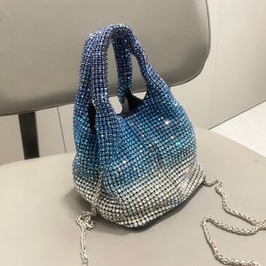 Evening Bags Handle Rhinestones Evening clutch Bag Purses and handbag luxury Designer hobo shoulder bag Shiny Crystal Clutch purse bucket bag 230815