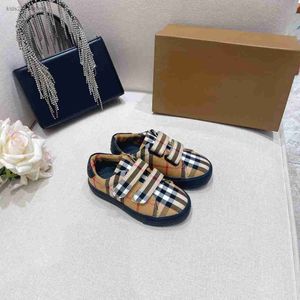 designer kids shoes high quality Grid printing baby sneakers Size 26-35 Free shipping Box Packaging July10