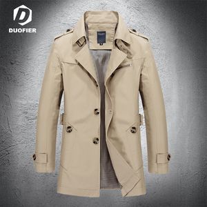 Mäns jackor Autumn Korean Style Men Long Trench Classic Fashion Coat Casual Loose Design Solid Trenchs Mane Business Windproect Overcoat 230815