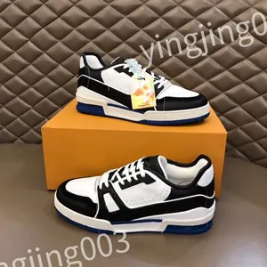 2023 Neue Designerin Frau Schuh Leder Schnürung Männer Modeplattform Sneakers Weiße Schwarze Herren Womens Freizeitschuhe Chaussures Größe 39-44 Rd1012