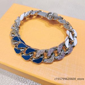 Luxury Designer Elegant Gold and Silver Bracelet Fashion men Women Letter Pendant Bracelet Wedding Special Design Jewelry Quality