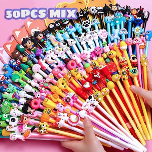 Penne in gel 50pcslot Cine Cartoon Pen da 05mm Inchiostro nero Kawaii Scrittura Neutral Signature Stationery Office School Supplies 230815