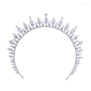 Kopfbedeckungen Luxus -Strass -Braut Braut Hochzeit Schmuck Braut Haarzubehör Abend Party Kopfstück Blume Mädchen Erste Kommunionkronen