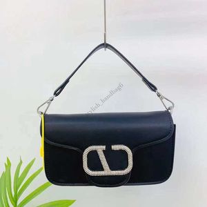 Bolsa de letra de letra de letra de luxo de designer Bolsa feminina Bolsa Crossbody Fashion Moda de luxo de alta qualidade de marchas de molho de 20 cm