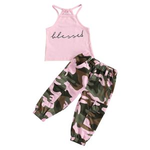 Set di abbigliamento Bambine 2 pezzi Set senza maniche con lettera stampata a collo alto con scollo all'americana con pantaloni lunghi stampati mimetici Abiti estivi