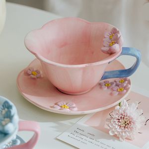 Mughe Flower Cute Coffee Cup e Saucer Espresso Tea Ceramica Nordic Vintage Matcha Latte XiCaras Drinkware WK50DC 230815