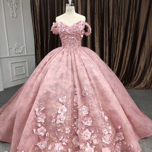 ピンクの光沢のある恋人Quinceanera Dresses Ball Gown 3dflower Lace Aptliquesイブニングパーティードレスレースアップ2024