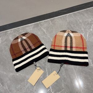 Ny stickad hatt ullhatt höst och vinterhatt hög kvalitet 1: 1 kall vind och varm utomhushatt