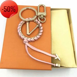 Keychains Lanyards Fashion Brand Gold Keychain Letter Designer Silver Metal Womens Bag Keyring Charm Pendant Auto Parts 2208315Des