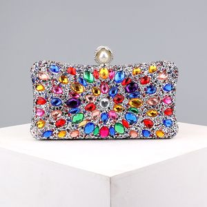Вечерние сумки многоцветные женщины вечерние сцепление жемчужное кошелек - свадебная блестящая бриллиантовая сумка хрустальные свадебные выпускные сумки 230815