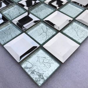 Tapety proste srebrne metalowe folia szklane mozaiki Salon fryzjerski showroom salon fryzjerski