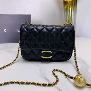 Designer canal bolsa bolsa bolsa de praia Luxurys Brands Man Mulher Mensageiro de couro preto Mensageiro pequeno Bola dourada ombro de ombro crossbod