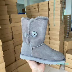 디자이너 -Snow Boots 여성 밤나무 겨울 따뜻한 플러시 부츠 버클 모피 눈 무릎 짧은 양나 양모 통합 부츠 핑크 네이비 그레이 클래식 여성 부츠