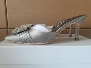 5A MB5728250 FLIPPERS MANLOBLANIK HANGISMU CETINO 7.5cm Sandals slingback MULES DESINGER Shoes Desinger para mulheres Tamanho 34-41 Fendave