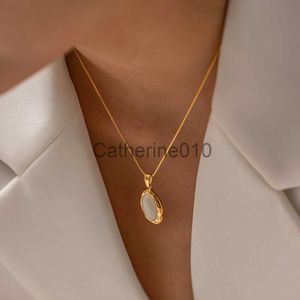 Collane a pendente uworld lusso 18k oro oro in acciaio inossidabile ovale in acciaio ovale bianco Opal pietra Collana a sospensione J230817